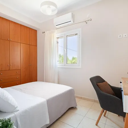 Dioni's * Mirsinochori