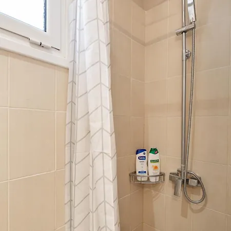 شقة Dioni's Mirsinochori